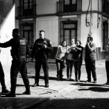 El agresor también fue llevado a un centro médico, bajo custodia policial, debido a lesiones en la cabeza y golpes en el cuerpo