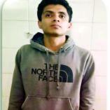 A Kevin “N”, de 23 años, se le encontró una pistola y una credencial falsa del IPN.