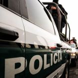 La tarde de este domingo en las calles Rivero y Toltecas, policías se percataron de que se registraba una pelea entre varias personas, por lo que intervinieron para controlar la situación.