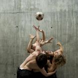 A dance tribute to the football en México: funciones en el Teatro Julio Castillo