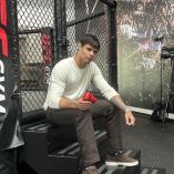 Daniel Zellhuber asistió a un evento con practicantes y aficionados de artes marciales mixtas en la Ciudad de México.