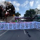Familiares de personas desaparecidas comenzaron a retirarse, con el gusto de haber llegado hasta el estadio