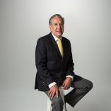 René Avilés Fabila colaboró en Excélsior desde 1965 hasta su muerte, en 2016.