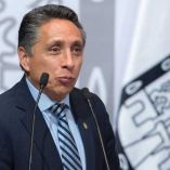 Negrete presentó el escrito por el que interpuso recurso de reconsideración contra la sentencia que anuló la elección en Coyoacán. Foto: Especial