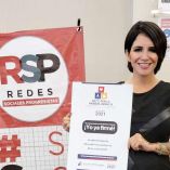 Conocida como "La Grosera", la 'influencer' Rocío Pino ofrece implantes de senos gratuitos si es elegida diputada en el estado de Sonora / Facebook