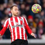 Christian Eriksen volvió a jugar tras el paro cardiaco que sufrió en la Eurocopa 2020 (Fotos: Reuters)