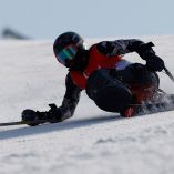 Arly Velásquez en su participación en el National Alpine Skiing Centre de los Juegos Paralímpicos de Invierno 2022 (Reuters)