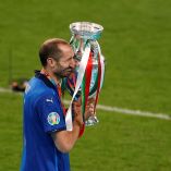 Giorgio Chiellini indicó que el duelo contra Argentina será seguramente su último partido con Italia (Fotos: Reuters)