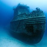 Barco pesquero naufragado.