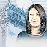 Fotoarte de la gobernadora del Banxico, Victoria Rodríguez.