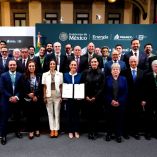 Sheinbaum firma acuerdo para precio de la gasolina Magna