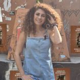 Anna Ferro salió feliz del juzgado tras tener favor de custodia de su hija