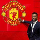 El rival de Patrice Evra aún no está definido; bromea sobre medirse ante el delantero uruguayo de Inter Miami, Luis Suárez.