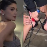 Kylie Jenner con vestido gris y tacones negros