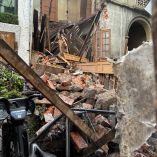 Derrumbe de casa en la colonia Roma.