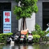 En Taiwán, 5 mil 500 personas habían sido evacuadas antes de la llegada del tifón. (AFP)