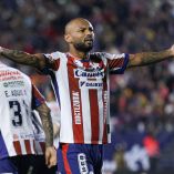 Joao Pedro llega a 9 goles en el Apertura 2025 de la Liga MX y empata a Paulinho en la tabla de goleo individual.