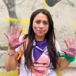 La violencia digital y la difusión de contenido íntimo sin consentimiento antes era normal. Hoy son delito. En su documental Indira Cato retrata la lucha detrás de esta reforma de ley revolucionaria