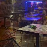 Colapsa techo de bar en Monterrey.