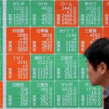 Las imágenes en directo de la televisión japonesa mostraban un mar en calma.