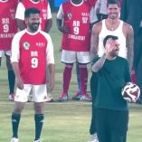 Leo Messi con el primer ministro de Telangana