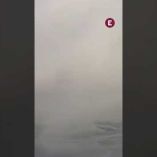 Expertos del Servicio Geológico de Estados Unidos captaron una erupción fangosa en Black Diamond Pool, en el Parque Nacional de Yellowstone; el fenómeno, registrado en video, forma parte de una actividad hidrotermal recurrente que es monitoreada por científicos debido a su potencial peligro