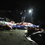 Al menos 15 personas murieron el 26 de diciembre cuando un autobús de pasajeros se precipitó en un barranco en la Carretera Interamericana, al oeste de Guatemala, dijeron los rescatistas.