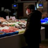 El MERS-CoV fue identificado por primera vez en 2012 y, desde entonces, ha causado casos esporádicos y brotes principalmente en Oriente Medio.