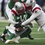 Christian Barmore, tackle defensivo de los Patriots, enfrenta un cargo menor por agresión, apenas un día después del caso de Stefon Diggs.