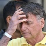 Bolsonaro purga una condena de 27 años por intento de golpe de Estado en Brasil