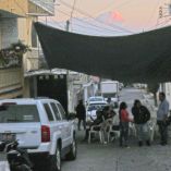 La abuela del menor se mostró consternada por lo ocurrido, pues enfrenta la muerte de su nieto y la detención de su hija Olga Mayra, madre del menor.