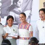 El secretario de Educación Pública, Mario Delgado Carrillo, informó que este apoyo forma parte de la estrategia federal para garantizar la permanencia escolar y el bienestar de las familias.