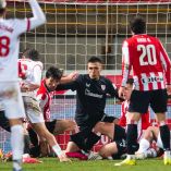 Álex Padilla fue titular con el Athletic de Bilbao