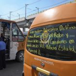 LOS REYES LA PAZ, ESTADODEMÉXICO, 13ENERO2026.- Luego de una mesa de diálogo con autoridades, trabajadores de transporte público del Estado de México, levantaron los bloqueos en al menos tres arterias viales que conectan el Edomex con la CDMX. Los inconformes exigen mayor seguridad en las rutas, así como el alto a las supuestas extorsiones por parte de autoridades.FOTO: ROGELIO MORALES /CUARTOSCURO.COM