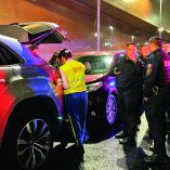 Un hombre accionó un arma de fuego mientras se encontraba a bordo de una camioneta afuera de la plaza Artz Pedregal.