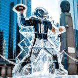 Figura de hielo de Caleb Williams, mariscal de campo de los Osos de Chicago.