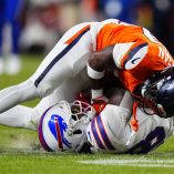 Ja'quan McMillian logró una polémica intercepción para Denver.