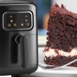 pastel de chocolate en freidora de aire