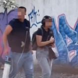 Pareja fue captada caminando por la CDMX con sus bebés y tanques de oxígeno; ahora buscan localizarlos para brindarles apoyo.