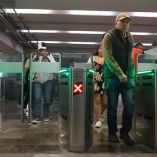 Serán un total de 145 nuevas puertas las que sustituirán a los torniquetes