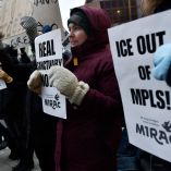 Manifestantes contra el ICE de EU