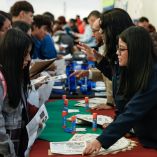 Ofrecen orientación vocacional a estudiantes y familias
