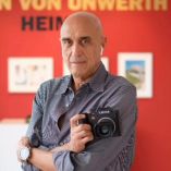 Pedro Torres, reconocido productor de televisión y música, falleció a los 72 años, dejando un legado en programas icónicos como Big Brother y Mujeres Asesinas.