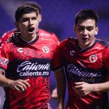 Gilberto Mora y Kevin Castañeda