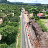 Con una meta de 385 km, esta vía unirá a los estados de Morelos, Puebla y Guerrero, en beneficio de 7 mil 700 habitantes de la región.
