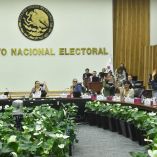 El consejero apuntó que disminuir el presupuesto no tiene un impacto real pues el gasto anual del organismo representa apenas entre 20 y 50 centavos por cada 100 pesos.