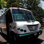 A pesar de que la ciudadanía paga más dinero para trasladarse, -resintiendo el incremento en sus bolsillos-, las unidades de transporte presentan fallas y continúan en mal estado.