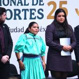 La corredora rarámuri, María Lorena Ramírez, obtuvo el Premio Nacional de Deportes 2025.