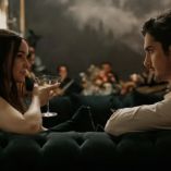 Así cambia el final entre el libro y la serie de 56 días de Prime Video