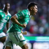 Juan Pablo Dominguez anotó un golazo de tijera para empatar el encuentro